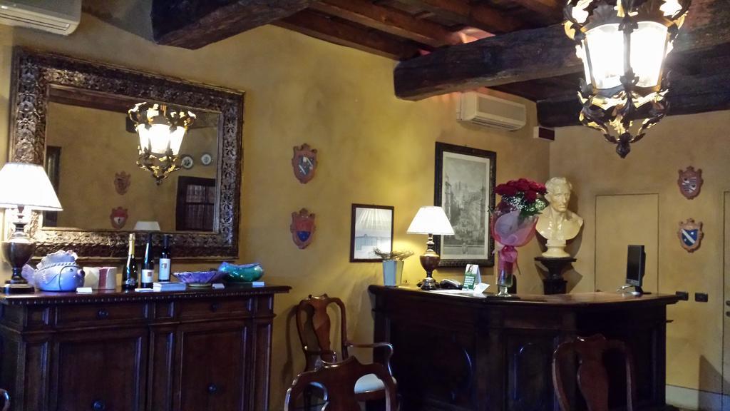Hotel Torre Di San Martino Gazzola Di Rivalta Luaran gambar