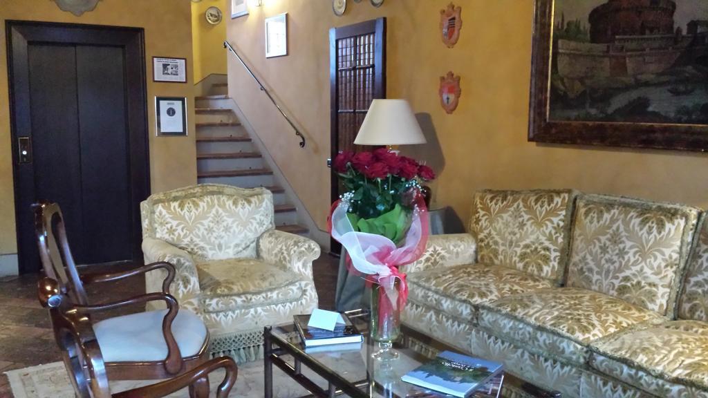 Hotel Torre Di San Martino Gazzola Di Rivalta Luaran gambar